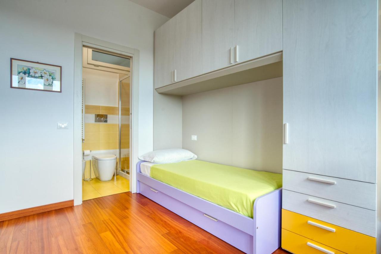 Caseospitali - Casa Park View, Ampio Trilocale Per Famiglie Sul Parco Milano Dış mekan fotoğraf